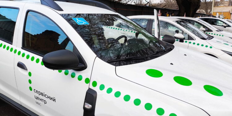 На дорогах буде ще тісніше – майже 10 тисяч миколаївців вперше отримали водійські посвідчення в 2024-му році