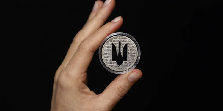 НБУ випустив монету із закодованим посланням – використали шифр УПА, розвідка шукає дешифратора (ФОТО, ВІДЕО)