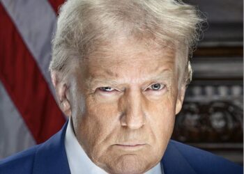 Всім боятись. В США показали офіційний портрет Трампа (ФОТО)