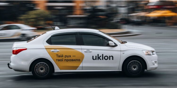 «Київстар» купує Uklon. За скільки і для чого