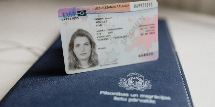 У багатьох українських біженців 4 березня закінчується термін посвідки на проживання в Латвії