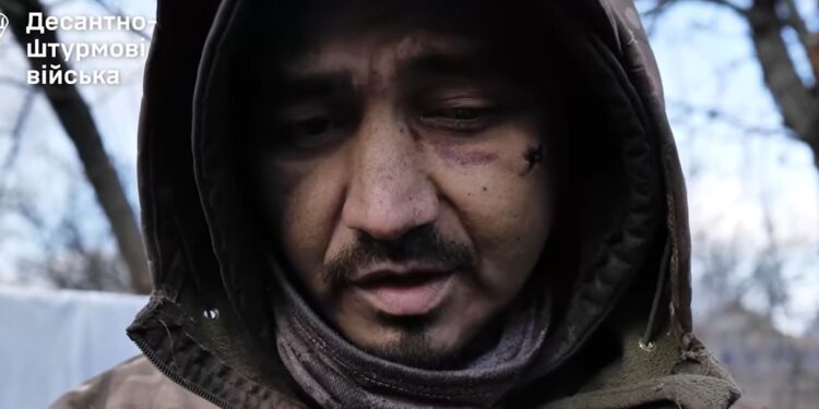 Українські десантники на Курщині полонили одразу 21 окупанта (ВІДЕО)