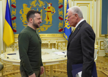Закінчилась зустріч Зеленського з Кітом Келлогом (ВІДЕО)