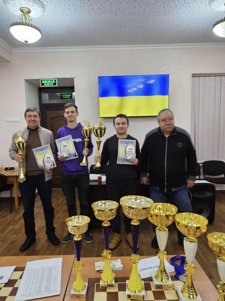 Кубок президента Федерації шахів Миколаївської області назвав переможців (ФОТО) 3 Кубок президента Федерації шахів Миколаївської області назвав переможців (ФОТО) 2