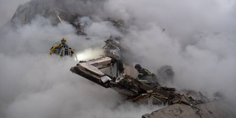 Кількість загиблих в Полтаві збільшилась до 7 (ФОТО)