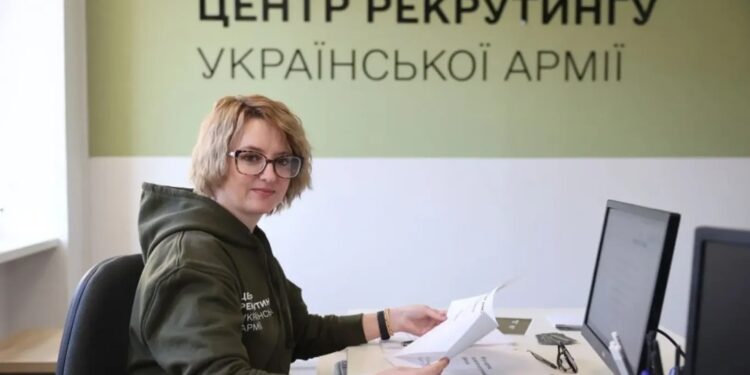 Понад 8,3 тисячі громадян стали кандидатами до лав Сили оборони через центри рекрутингу української армії