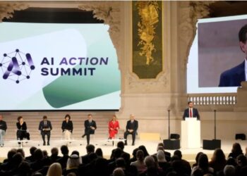 Венс закликав світ послабити “надмірне регулювання” штучного інтелекту. Яке бачення у ЄС та Китаю