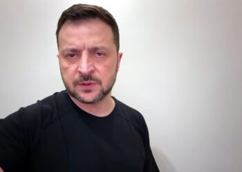«Кожен наш партнер у світі, який цьому допомагає, є рятівником життя» – Зеленський згадав міста і регіони, які були під ударами росіян (ВІДЕО)