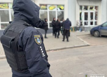 Внаслідок вибуху в Миколаєві – двоє загиблих, 8 поранених, – поліція (ФОТО)