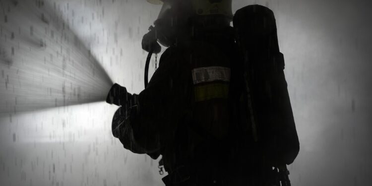 У Миколаєві на пожежі загинув чоловік (ФОТО)