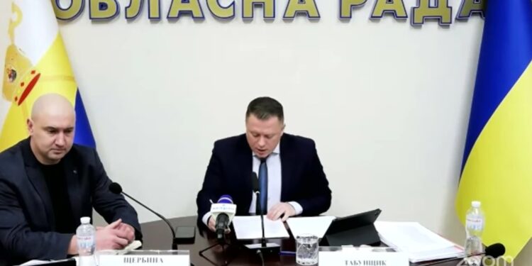 Миколаївська облрада погодилась прийняти цілісні майнові комплекси 7 ПТНЗ у Миколаєві, хоча і не одноголосно