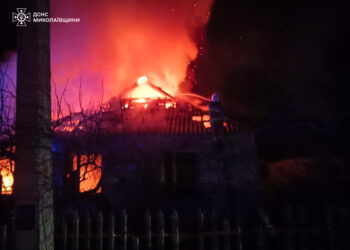 За добу на Миколаївщині вогнеборці ліквідували дві пожежі