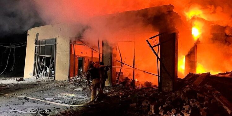 Нічний удар балістикою по цивільній інфраструктурі Кривого Рогу – є загиблий та травмовані (ФОТО)