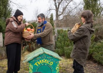 День бабака. Його таки витягли з лігва і спитали про весну (ВІДЕО)