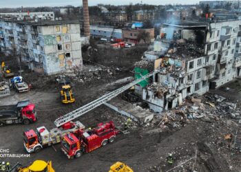 Рятувальні роботи в Полтаві завершені – російська ракета вбила 14 людей. Серед них – цілу сім’ю (ФОТО)