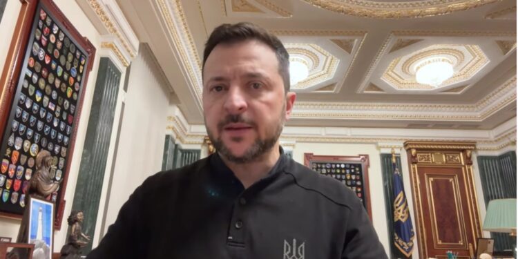 На РНБО говорили про «фінансову чистоту в країні» і прийняли рішення щодо санкцій – Зеленський (ВІДЕО)