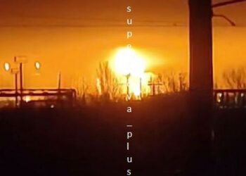 Дрони атакували Астраханський газопереробний завод. Горить (ВІДЕО)