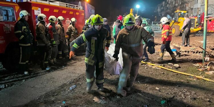 Кількість загиблих внаслідок ракетного удару по Полтаві зросла до 9 (ФОТО)