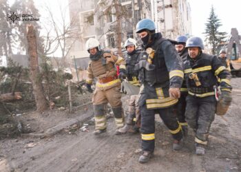 Кількість постраждалих внаслідок ракетного удару по Ізюму зросла до 43 (ФОТО)