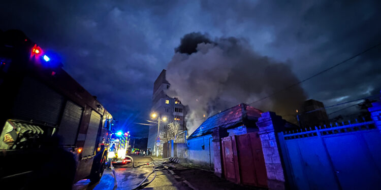 На одній з трьох пожеж на Миколаївщині за добу важко постраждала жінка (ФОТО, ВІДЕО)