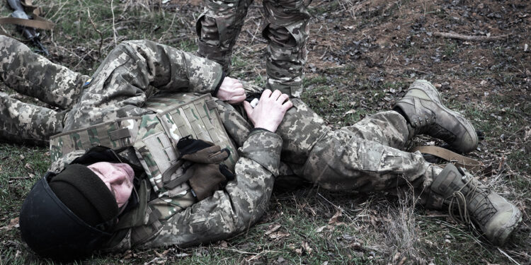 Знання, що рятують життя: миколаївські тероборонівці вчаться такмеду (ФОТО)