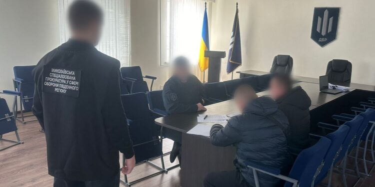 У Миколаєві викрито начальника КЕУ на корупції. Де і з чим взяли його колег (ФОТО)