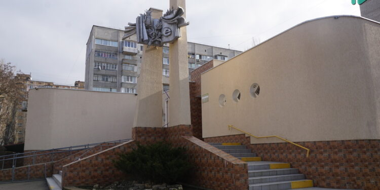 У Центральній міській бібліотеці ім.М.Кропивницького Миколаєва дали старт відзначенню 125-річного ювілею (ФОТО)