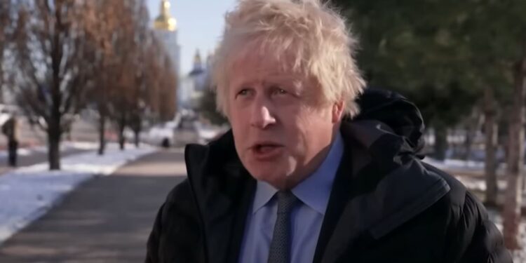 Трамп занадто довго слухав людей на кшталт Карлсона, – Джонсон