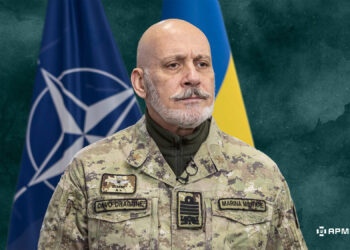 Військовий керівник НАТО перед Рамштайн відвідав Україну. Що сказав про зброю і взагалі