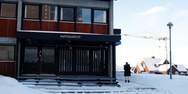 В Гренландії пройдуть дострокові вибори – перед ними заблокували іноземний підкуп партій