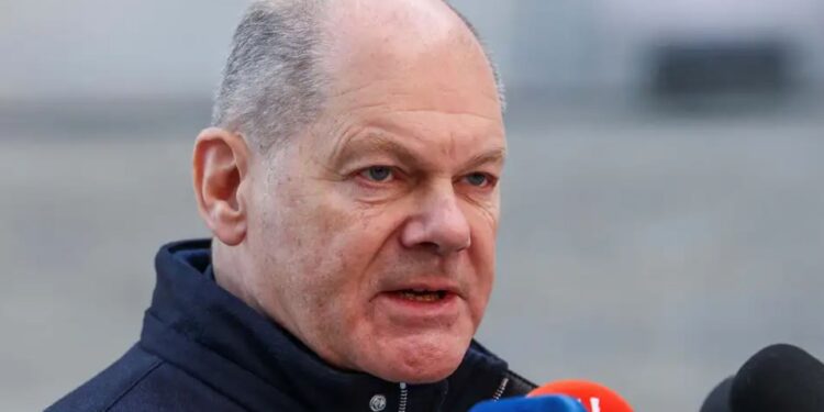 Шольц вважає, що Україна може втратити території через миротворців