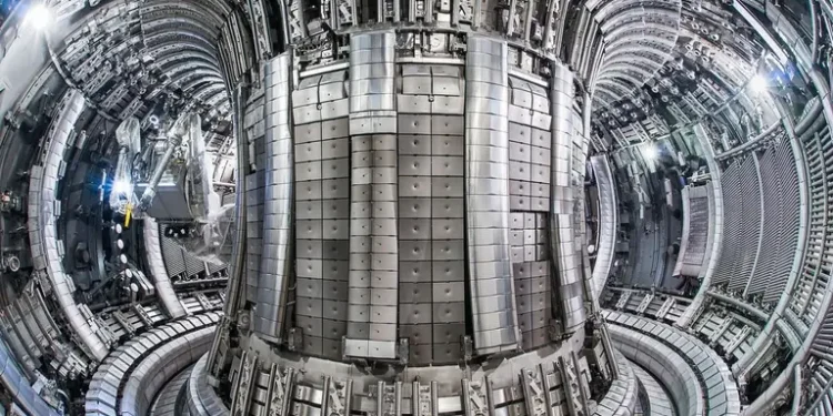 У Франції побили китайський рекорд термоядерного синтезу, перетнувши “вирішальний рубіж”