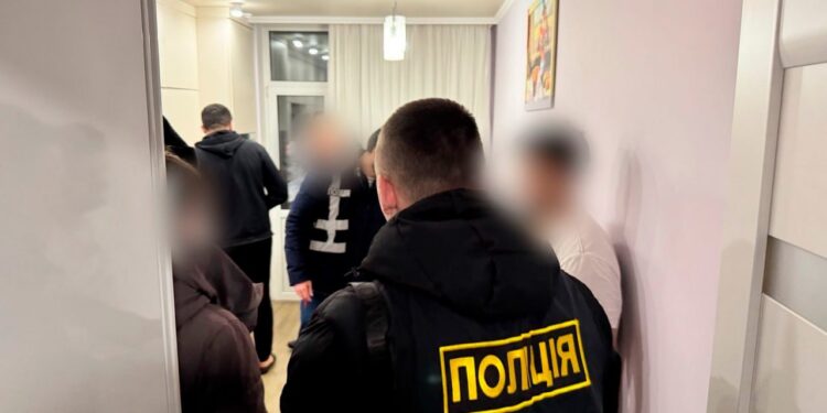 У Києві викрили аптечну мережу, яка торгувала контрабандними російськими ліками (ФОТО)