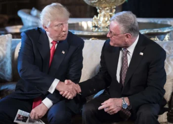 Кіт Келлог заявив, що Трамп спочатку хоче зупинити вбивства в Україні