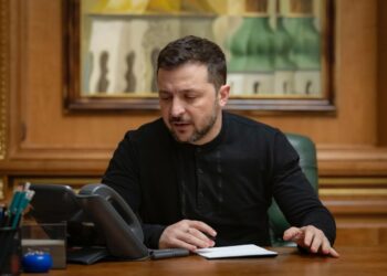 Зеленський про розмову з Трампом: Україна більше за всіх хоче миру