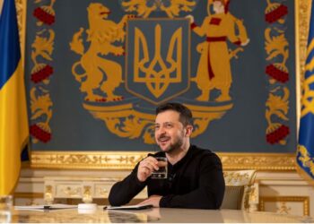 Зеленський розповів Reuters про секретну карту родовищ і рекрутинг 18-літніх з наступного тижня (ФОТО)