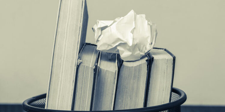 У штаті США зі шкільних бібліотек вилучають антиутопії Орвелла і Бредбері та книги про Голокост