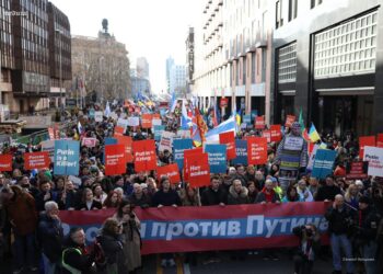 У Берліні сьогодні пройшов марш росопозиції проти Путіна (ФОТО)