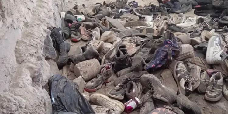 Людські останки та сотні черевиків – у Мексиці знайшли “табор знищення” жертв наркокартелів (ФОТО)