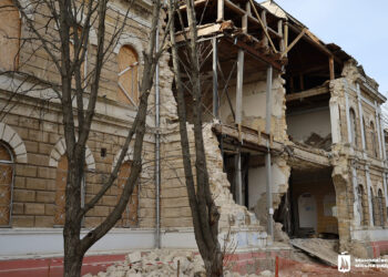 Відновлення зруйнованого росіянами ліцею ім.Аркаса у Миколаєві – на якому етапі роботи (ФОТО)
