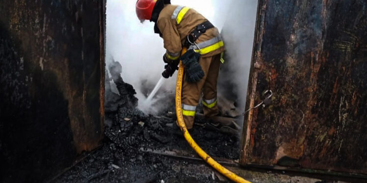 У Миколаєві вчора була пожежа на АЗС. Що ще гасили вогнеборці Миколаївщини