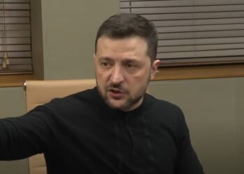 “Можу надати громадянство України”, –  Зеленський відповів сенатору Грему, який закликав його до відставки (ВІДЕО)