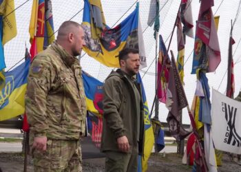 Зеленський прибув з візитом на Донеччину (ВІДЕО, ФОТО, оновлено)