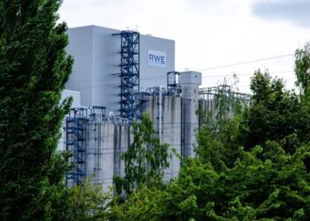 Німецька енергетична компанія RWE виграла арбітражний спір проти російського Газпром-Експорту