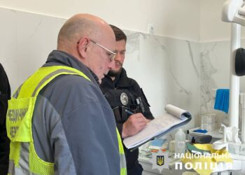 У Києві у приватній стоматології помер 7-річний хлопчик (ФОТО)