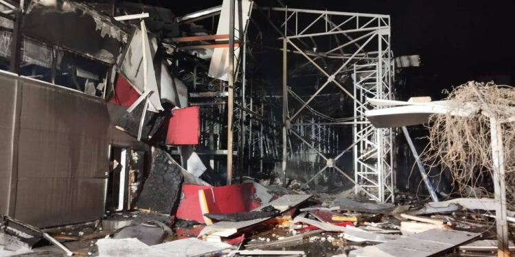 Вночі окупанти атакували Полтаву – били по цивільній забудові і нафтогазовій інфраструктурі