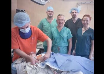 В Одесі провели унікальну операцію – вживили електрод в серце 6-місячного малюка, щоб відновити ритм серця (ВІДЕО)
