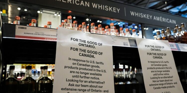 У Канаді вводять заборону на американський алкоголь. І не тільки там