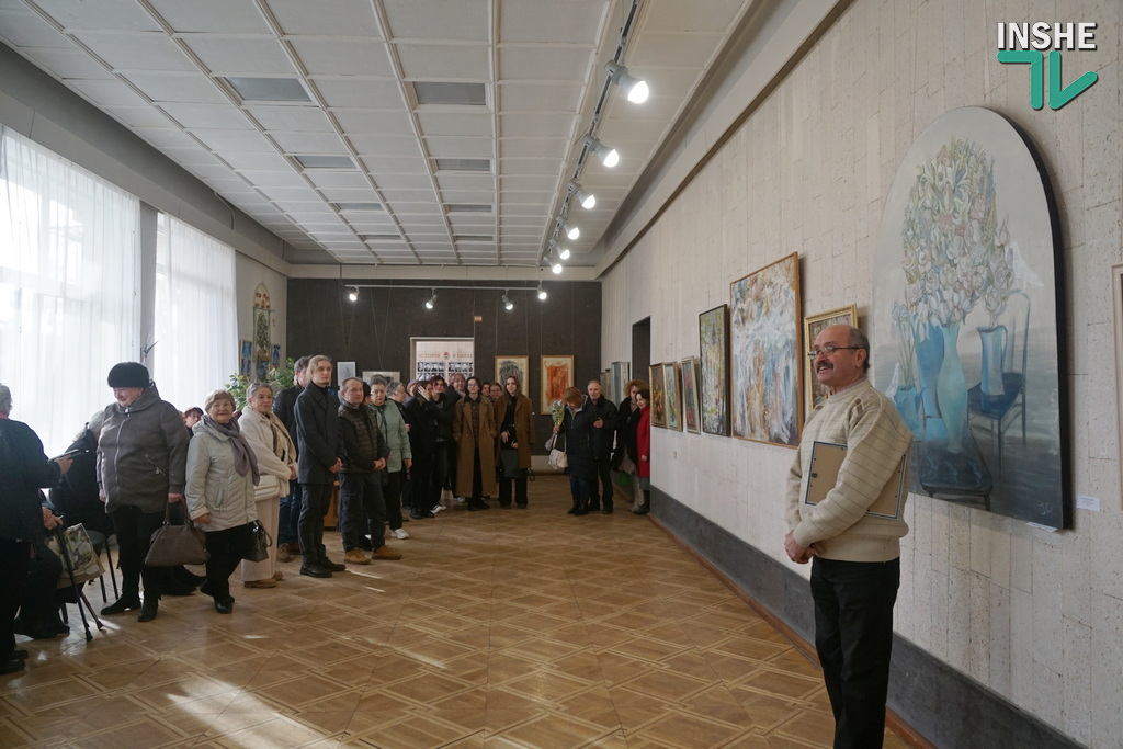 Нова художня виставка в Миколаєві - знані майстри і студенти зіграли свою «Весняну мелодію жіночності» (ФОТО) 3 Нова художня виставка в Миколаєві - знані майстри і студенти зіграли свою «Весняну мелодію жіночності» (ФОТО) 2