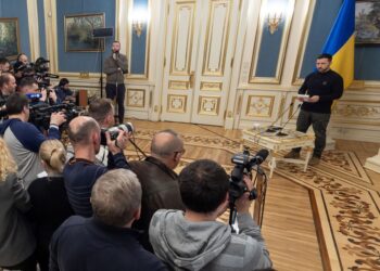Зеленський заявив, що морське перемир’я починається сьогодні, а в Кремлі – що після зняття санкцій
